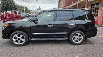 Lexus LX 5.7V8 rok 2014 benzín 8 místo - 5