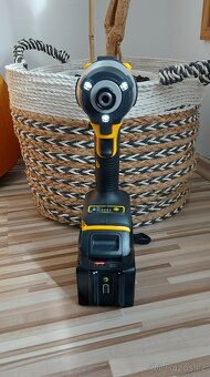 Redukce-adaprér, nářadí DeWALT na Aku Makita 18V,TOP. - 5