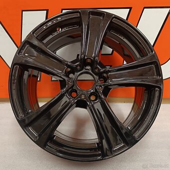 Alu kola Motec 7,5Jx17 , 5x112 , ET37 - 5