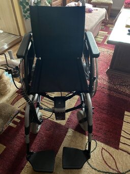 Elektrický invalidní vozík - 5