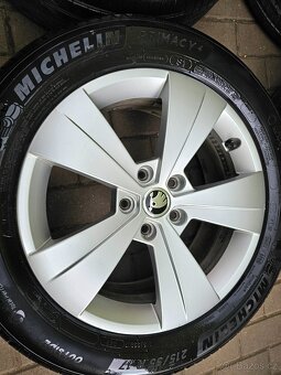 ALU kola letní Škoda 5x112 R17 Superb III Triton - 5