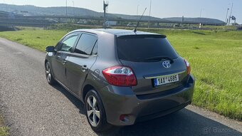 Toyota Auris - 5