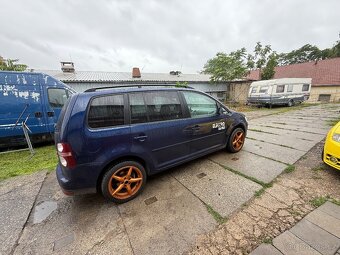Touran 2.0 tdi 103 kw - 5