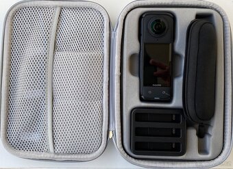 Insta360 X4 - zánovní 360" 8K kamera, bohaté přísl. - 5