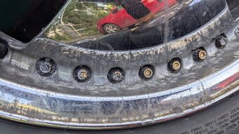 Kola 5x114,3 včetně pneu 215/60 R17 - 5