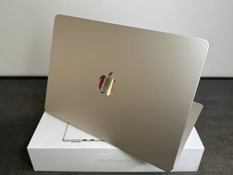 MacBook Air 13'' 2022 / M2 / 8GB / 256GB SSD / Starlight - - 5