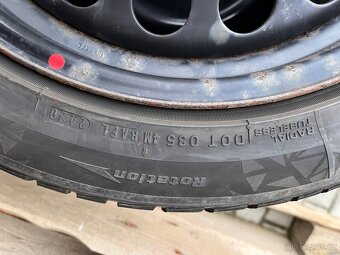 Sada zimnich kol Volvo Ford 215/50 R17 - 7Jx17 ET55 - 5