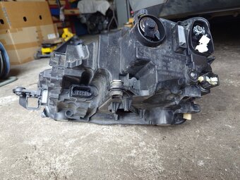 Pravý full led Škoda Scala - 5