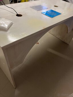 Stůl pro manikuru - 5