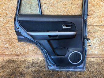 ZADNÍ LEVÉ DVEŘE SUZUKI GRAND VITARA ZY4 - 5