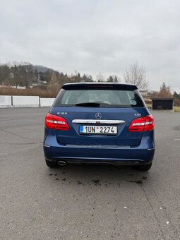 MB class B 1.8 cdi 2012 - 5
