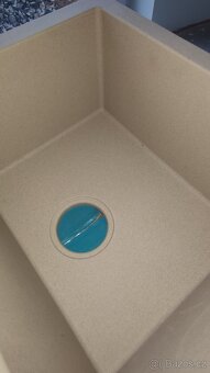 granitový dřez béžový - 5