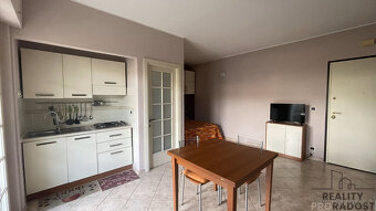 Prodej bytu 1+kk 32 m² Silvi, Green Marina,Itálie - 5