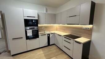 vzork. kuchyňská sestava v matném kašmíru - 5