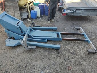 zvedák hever na auto 2.000kg ceny od 39.000,- - 5