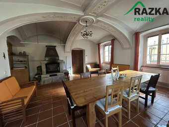 Prodej usedlosti s rozlehlými pozemky v obci Dolní... - 5