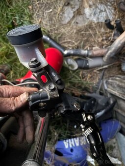 Podvozek na Honda VTR 1000F Firestorm - 5