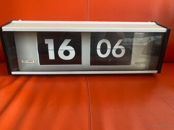 Hodiny Pragotron - 5