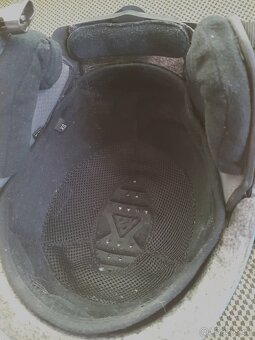 Lyžařská helma - 5