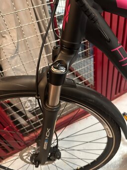 Prodám elektrokolo dámské Apache - 5