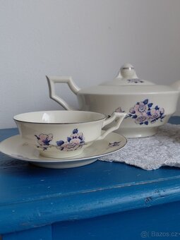 Loučky-porcelánová konvice a dva šálky - 5