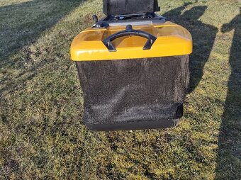 Zahradní rider Stiga 1066 HQ s motorem Briggs Stratton - 5