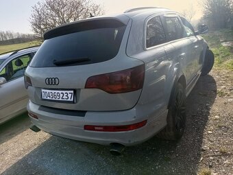 // AUDI Q7 3.0TDI S-Line 4x4 // DÍLY - 5