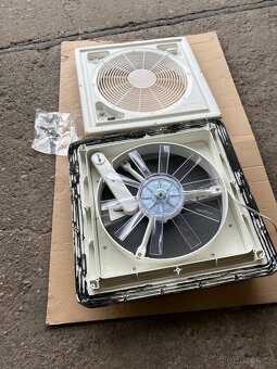 Střešní ventilátor Fiamma Turbo Vent Polar 12V - 5