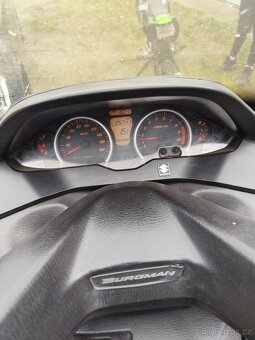 Suzuki Burgman 400 - 5