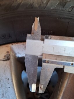 Prodám ALU kola originál VW 195/65 R15 - 5