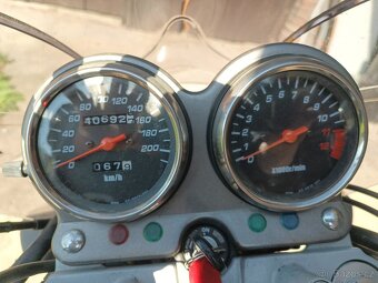 Suzuki GS500 - 5