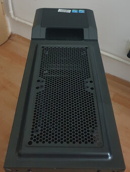 Corsair 400R Carbide Series černá - 5