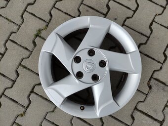 Alu litá kola Dacia Duster 16" + šrouby. - 5