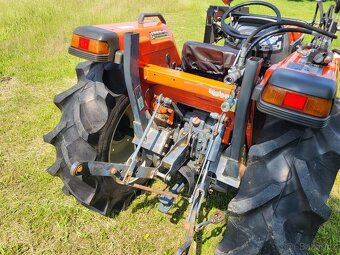 KUBOTA GL301D s čelním nakladačem - 5