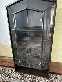 Sedačka a obývaková skříň - 5