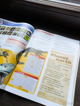 učebnice a PS Maturita Solutions Elementary - 5