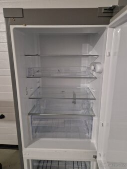 Whirlpool Lednice s mrazákem - 5