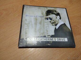 Cd - 8 x Bee Gees ,Robin Gib - 5