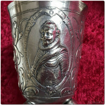 Vzácný pohár s kulatou nohou a víčkem, stříbro 1619, princ K - 5