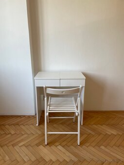 Toaletní stůl IKEA BRIMNES + skládací židle IKEA FRÖSVI - 5