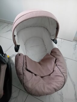 Trojkombinace s bohatou výbavou Peg perego GT3 - 5