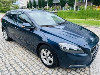 Volvo V40 2.0D3 130KW 5V MANUÁL KAMERA ODPOČET DPH 1 MAJITEL - 5