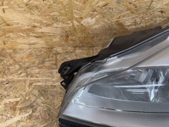 LEVÉ PŘEDNÍ HALOGENOVÉ SVĚTLO FORD KUGA MK2 90014882 - 5