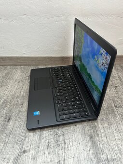 DELL LATITUDE - i7/SSD/2xGPU/8(16GB)/WIN - 5