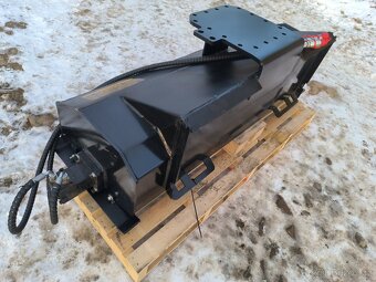 Rotavator na bagr a smykáč - 5