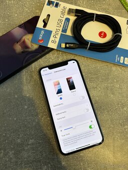 Prodám iPhone XS 64gb (100% kondice baterie) - 5