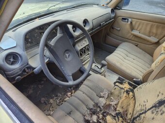 Mercedes Benz w123 200D (soubor dílů) - 5