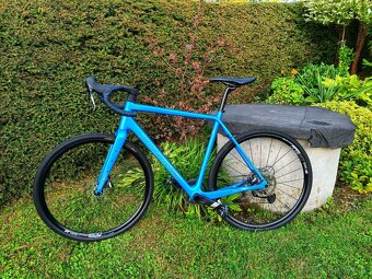 Zánovní gravel kolo - karbon / DT Swiss ER1600 / 8.6 kg - 5