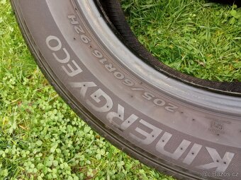 2 letní pneumatiky Hankook 205/60/16  6,6mm - 5