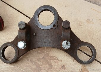 JAWA 350 Panelka 1968 - VRCHNÍ A SPODNÍ BREJLE - 5